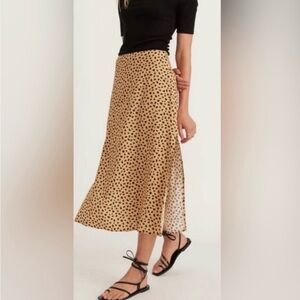 Marine Layer Midi Leopard Print Slip Skirt in Tan. Size 4